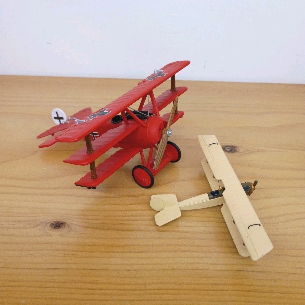 1999 Hallmark Legends In Flight Red Baron Fokker & 1998 Curtis Jenny Biplane